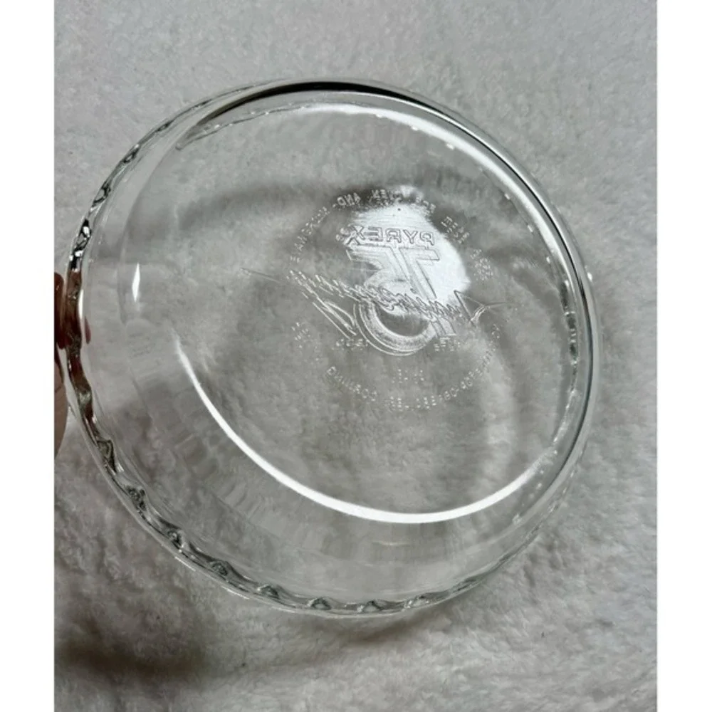 Pyrex vintage pie